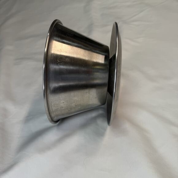 Stainless Steel Leonard Gravy Sauce Bowl with Attached Saucer Plate Leonard - Picture 2 of 5